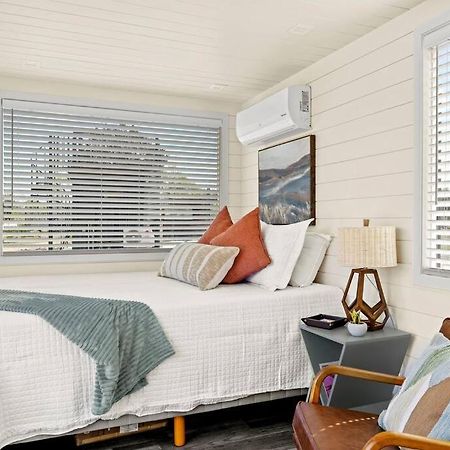 New The Sunset Luxury Container Home Fredericksburg Eksteriør billede