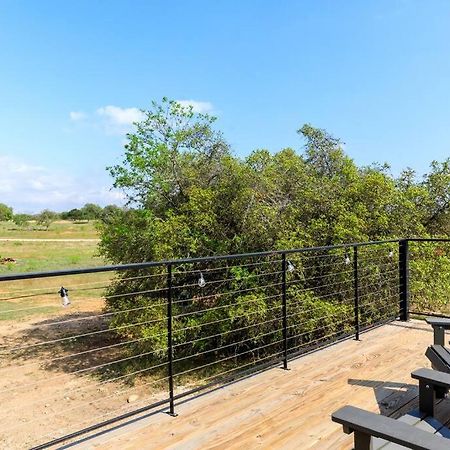 New The Sunset Luxury Container Home Fredericksburg Eksteriør billede