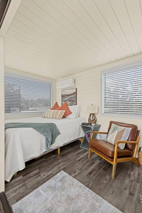 New The Sunset Luxury Container Home Fredericksburg Eksteriør billede